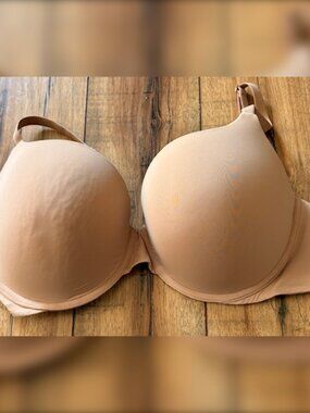 Victoria's Secret T-Shirt, Push Up, Full Coverage Bra - Size 38D